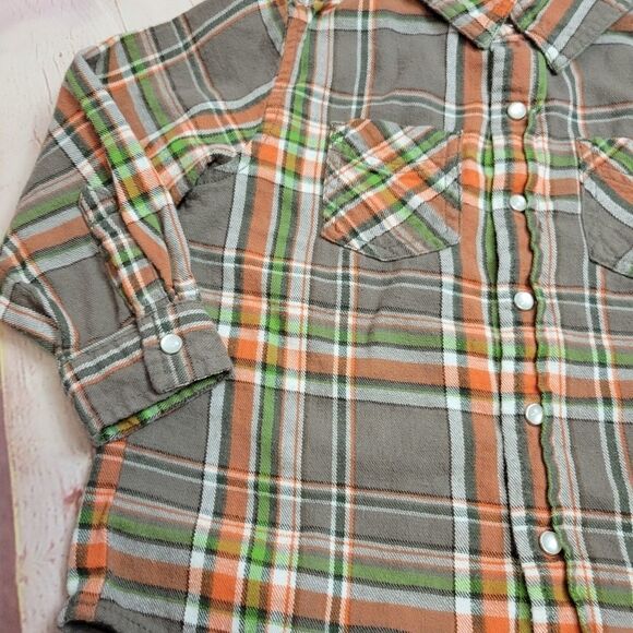 Cherokee plaid buttondown shirt 4T - Picture 2 of 3
